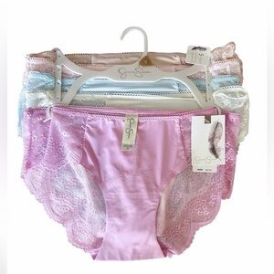 Jessica Simpson 5-Pack Flirty Hipster Panties